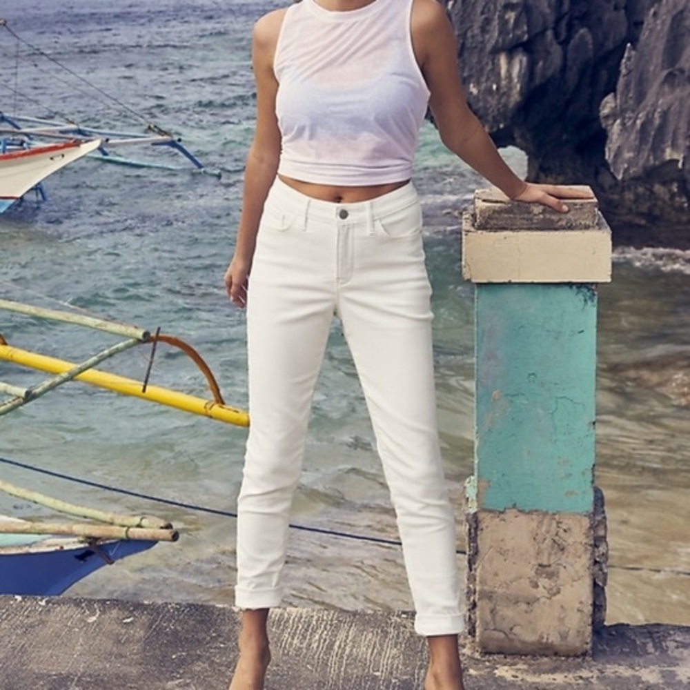 Athleta sculptek skinny jeans in white